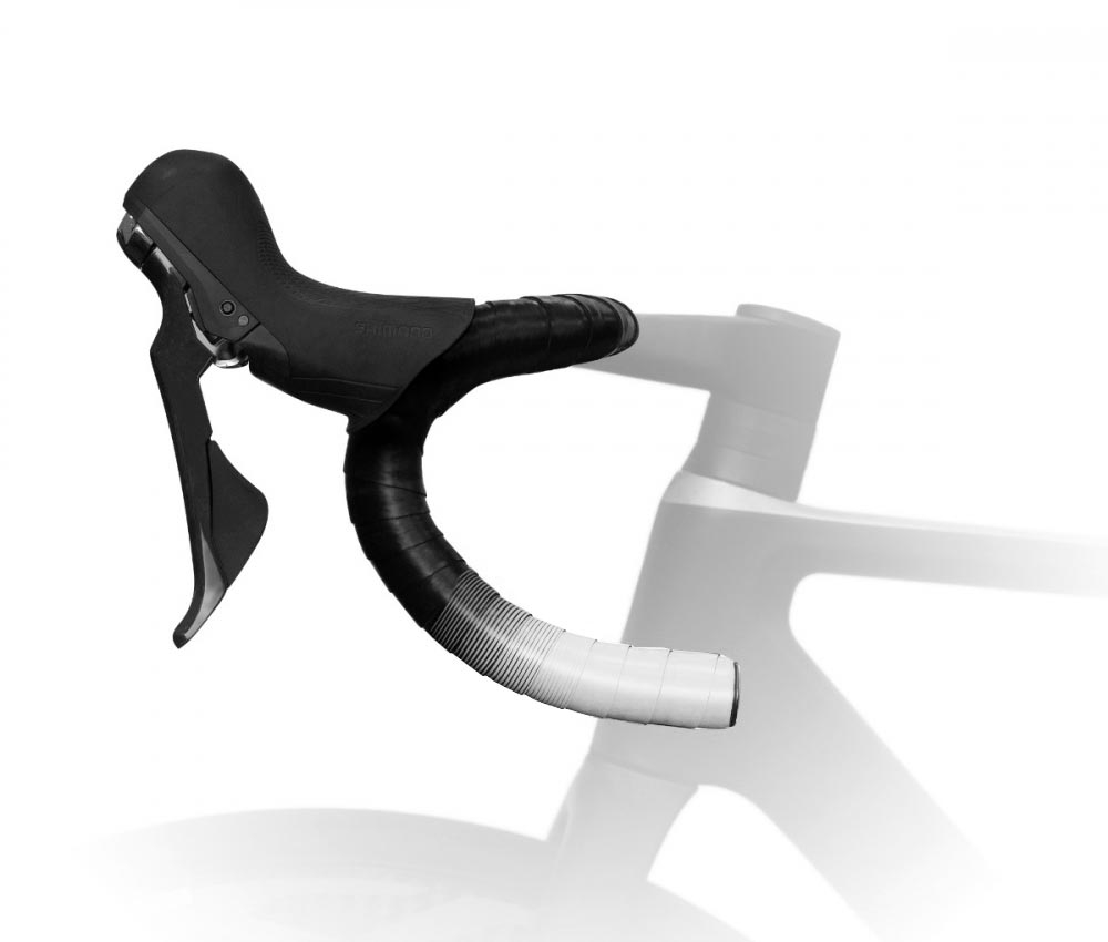 Fizik Lenkerband Vento Microtex Tacky Bi-Color 2mm Schwarz-weiss 4 Fizik Lenkerband Vento Microtex Tacky Bi-Color 2mm Schwarz-weiss – Bild 2